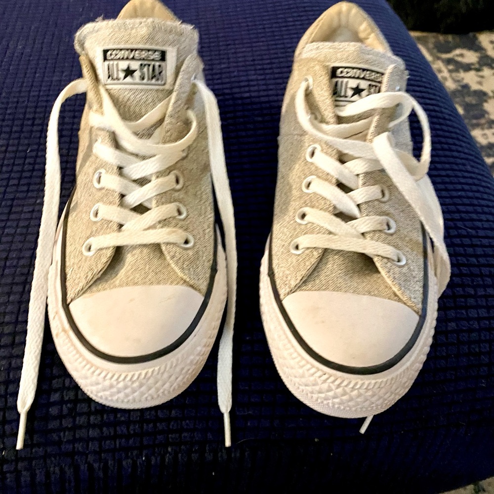 Conversee All Star grey sneakers. Size 8 women’s